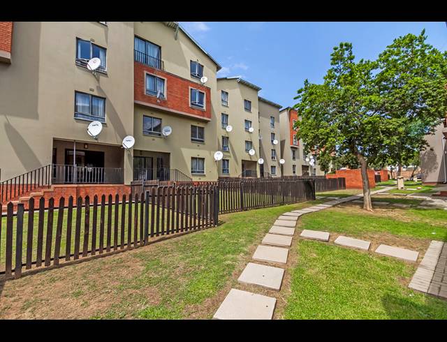 2 BEDROOM APARTMENT BLOCK FOR SALE IN ERAND GARDENS